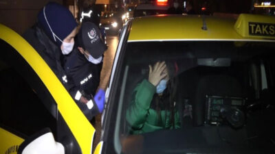 Bursa’da takside alkol alırken yakalandı! ‘Hastaneye gidiyorum’ dedi