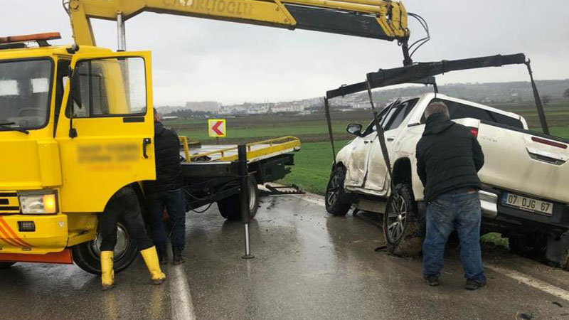 Bursa’da feci kaza! Kafa kafaya çarpıştılar