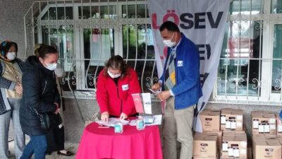 LÖSEV kanser hastalarına destek olmaya devam ediyor