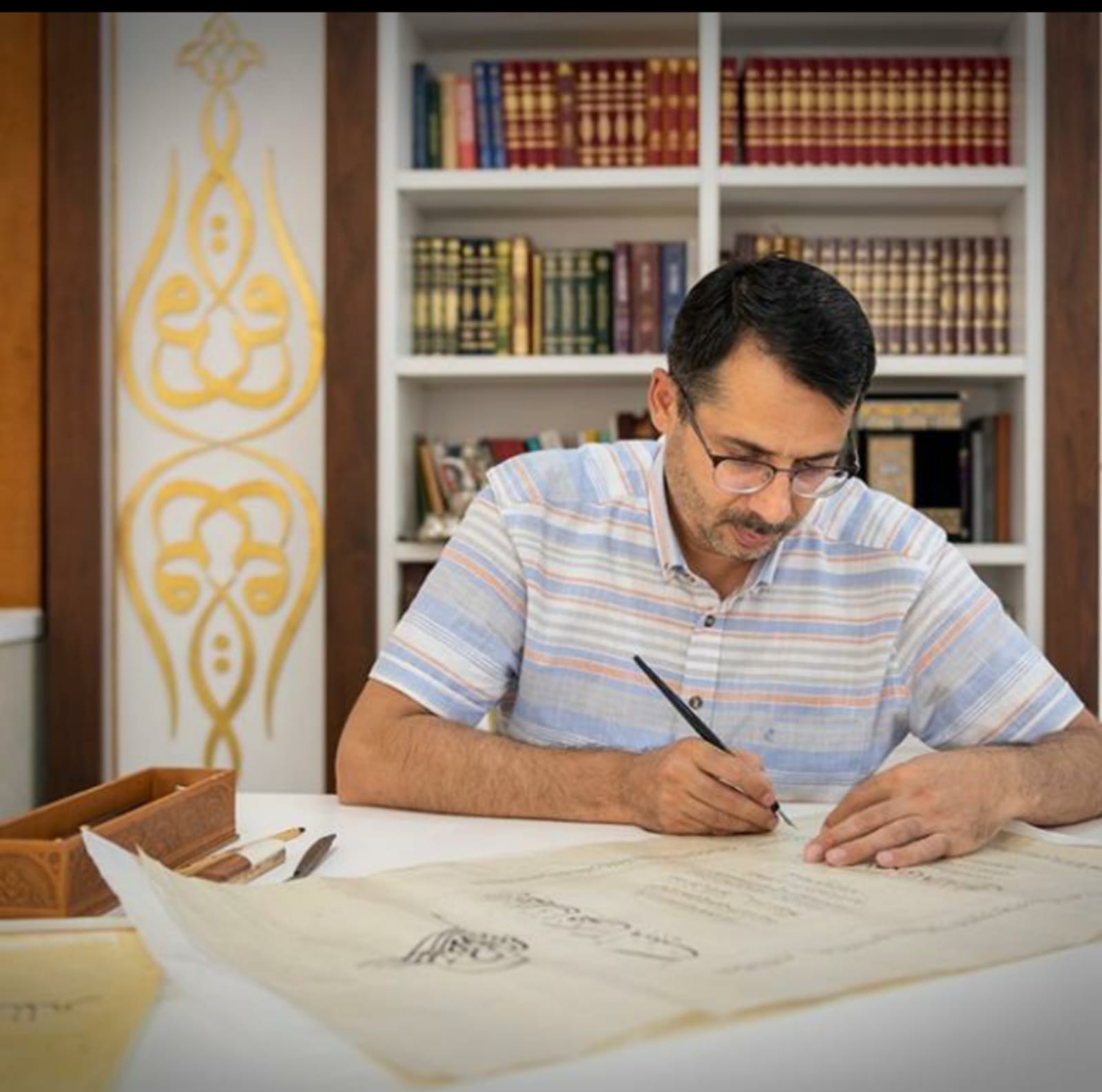 Bursalı sanatçıların tablosu Eyüp Sultan Camii’ne asıldı