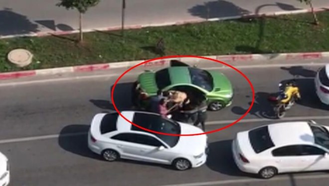 Trafikte 3 kadına sopayla saldırmıştı! Cezası belli oldu