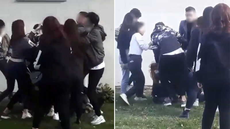 Bursa’da kızların sevgili kavgası kamerada