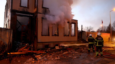 Tarihi müftülük binasında yangın