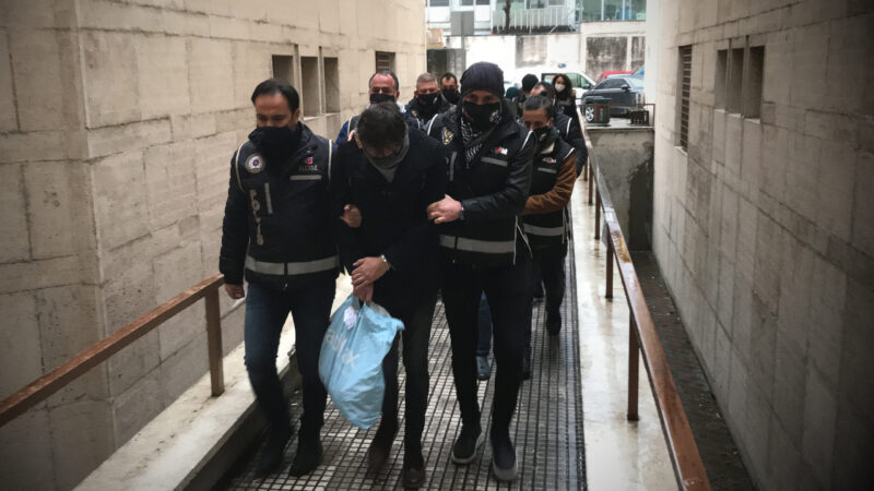 Bursa’da şantaj ve tehdit iddiası: 5 tutuklama