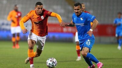 Galatasaraylı futbolcu Omar Elabdellaoui, elinde havai fişek patlamasının ardından hastaneye