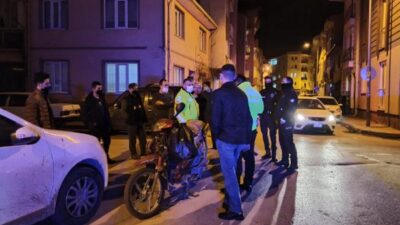 Bursa’da motosikletle elektrikli bisiklet çarpıştı