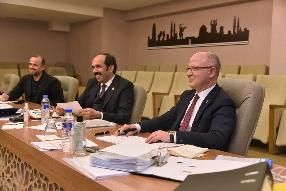 AK Parti Bursa’da büyük teveccüh