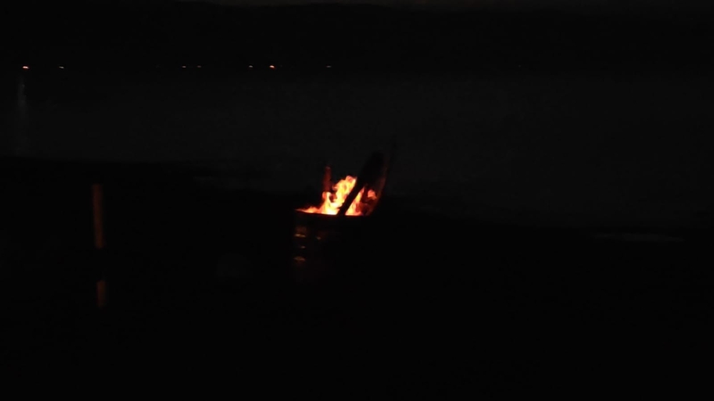 Bursa’da ateş yakıp eğlenen gruba polis baskını Bursa’da ateş yakıp eğlenen gruba polis baskını