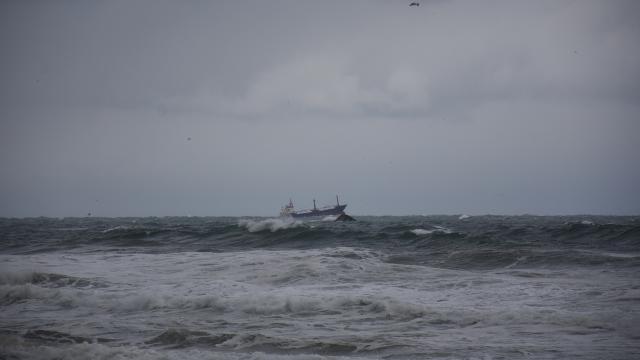 Karadeniz’de kayıp 5 mürettebat aranıyor Karadeniz’de kayıp 5 mürettebat aranıyor