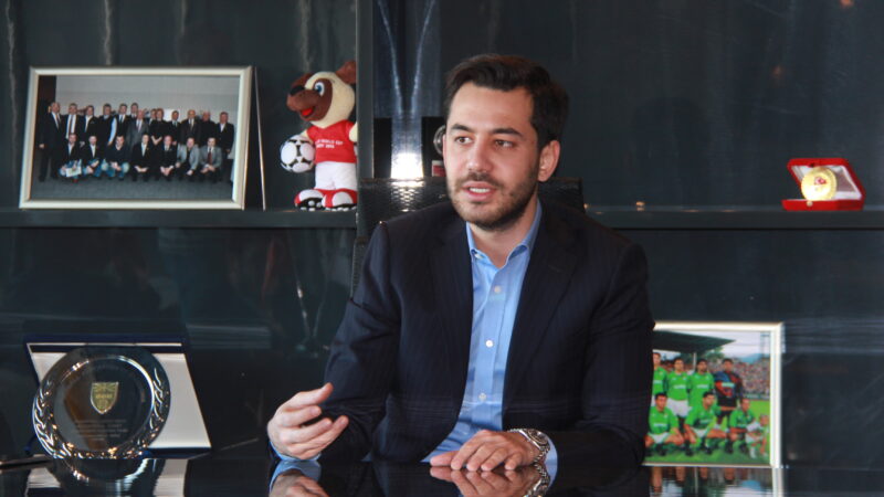 BURSİAD Başkanı Enes Can Demir, Bursaspor'un geleceği için camiayı harekete