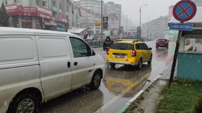 Bursa şehir merkezinde yoğun kar