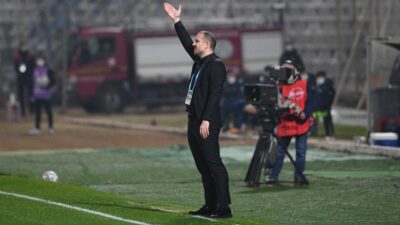 Bursaspor Teknik Direktörü Mustafa Er: “Asla teslim olmayın”