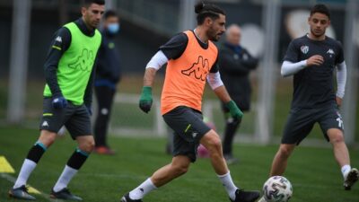 Bursaspor’a Özer Hurmacı’dan sevindirici haber