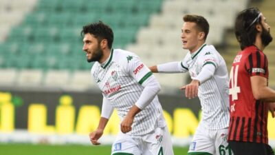 Yönetimi eleştiren Bursasporlu Cüneyt Köz’den flaş açıklama…