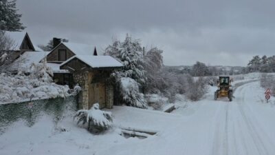 Büyükşehir’den karla kesintisiz mücadele