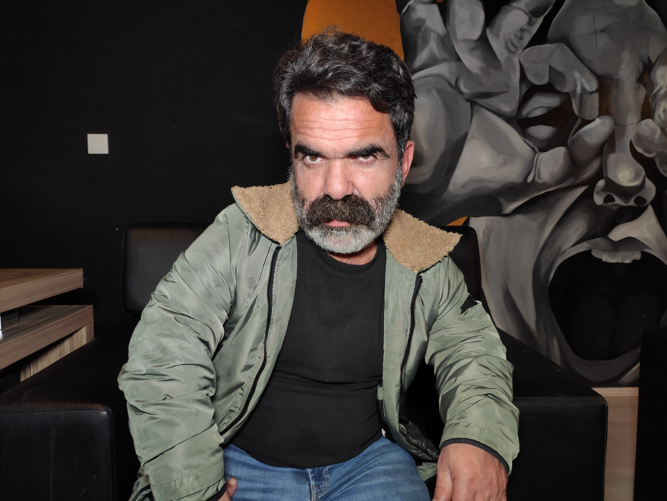 Bursalı oyuncu sitem etti! ‘Bir tık uğruna şerefini satmak…’ Bursalı oyuncu sitem etti! ‘Bir tık uğruna şerefini satmak…’