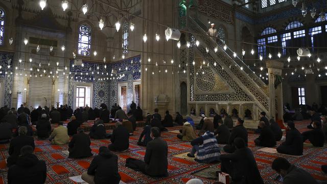 Cuma hutbesinde ‘hayvanlara merhamet’ vurgusu