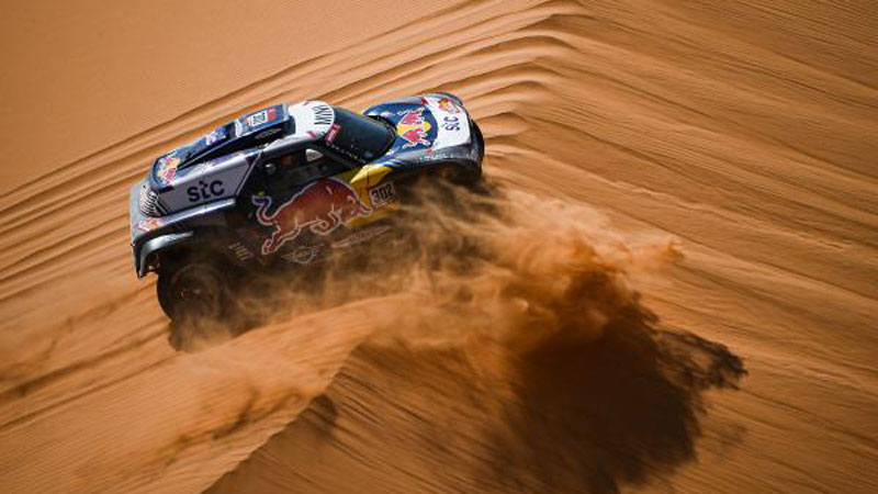 Dakar Rallisi’nde zirve değişmedi Dakar Rallisi’nde zirve değişmedi