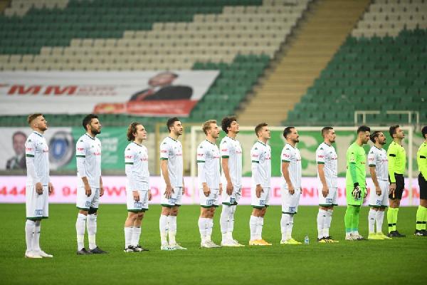 Bursaspor’u bekleyen tehlike! İşte isim isim liste… Bursaspor’u bekleyen tehlike! İşte isim isim liste…