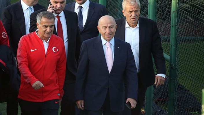 Bursaspor'un, Antalyaspor ile oynayacağı maçta önemli misafirleri olacak... TFF Başkanı