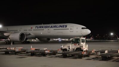 Çin’den 6 buçuk milyon doz Sinovac aşısı daha geldi