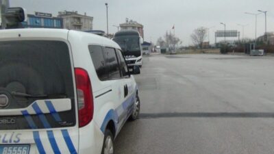 Bursa’da kadın yolcu ortalığı birbirine kattı