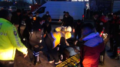 İnegöl’de feci kaza! Kamyonet engelli aracına çarptı…