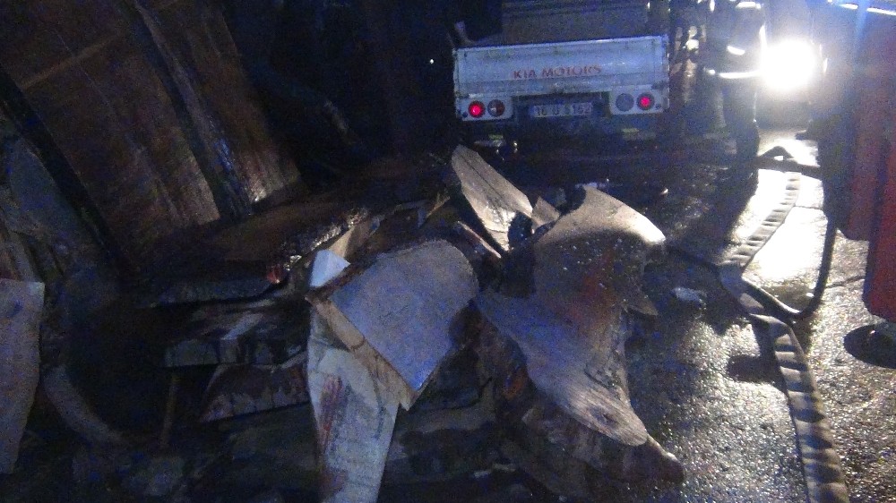 Bursa’da korkutan yangın