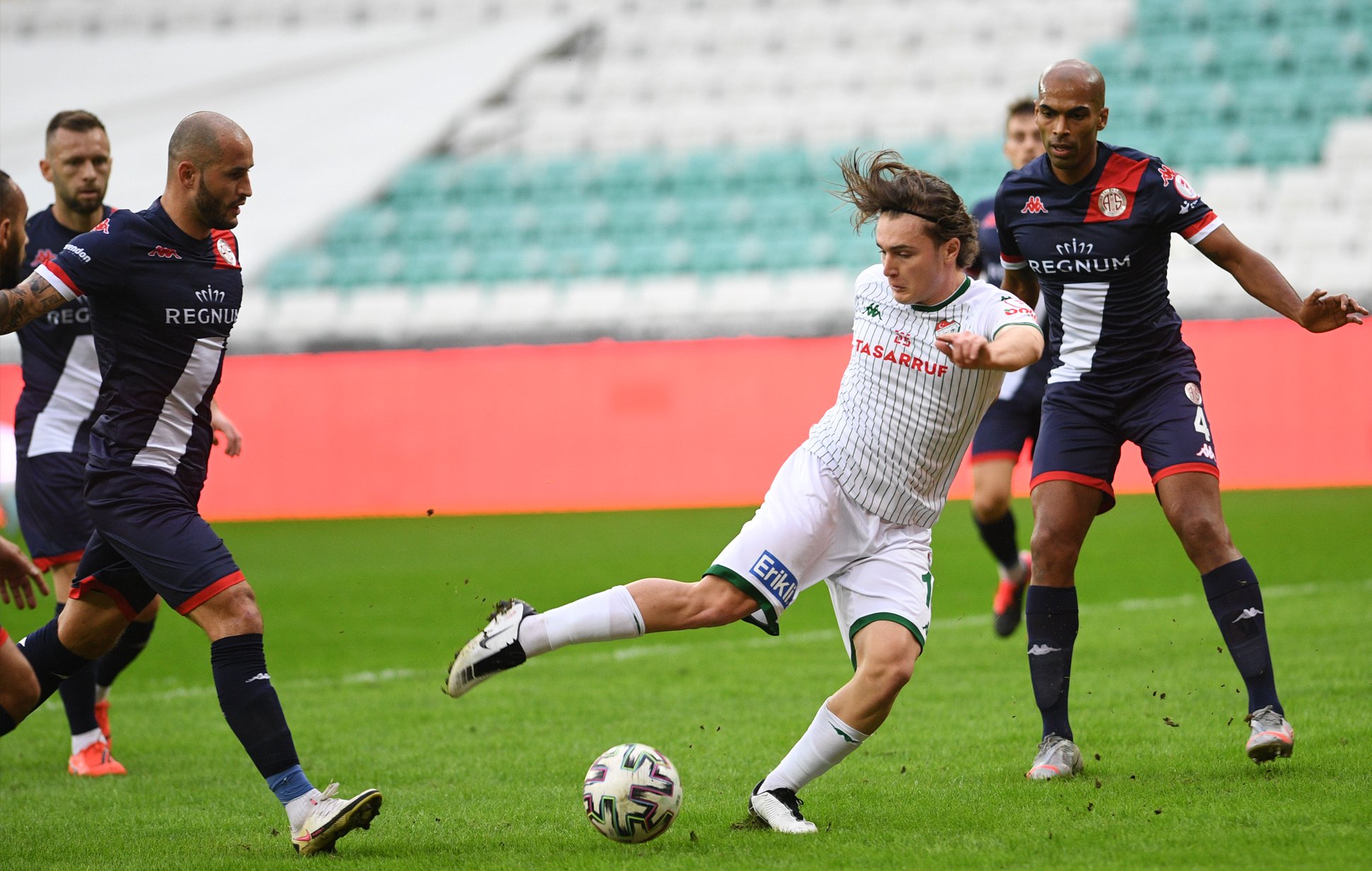 Bursaspor kupaya veda etti! Bursaspor kupaya veda etti!