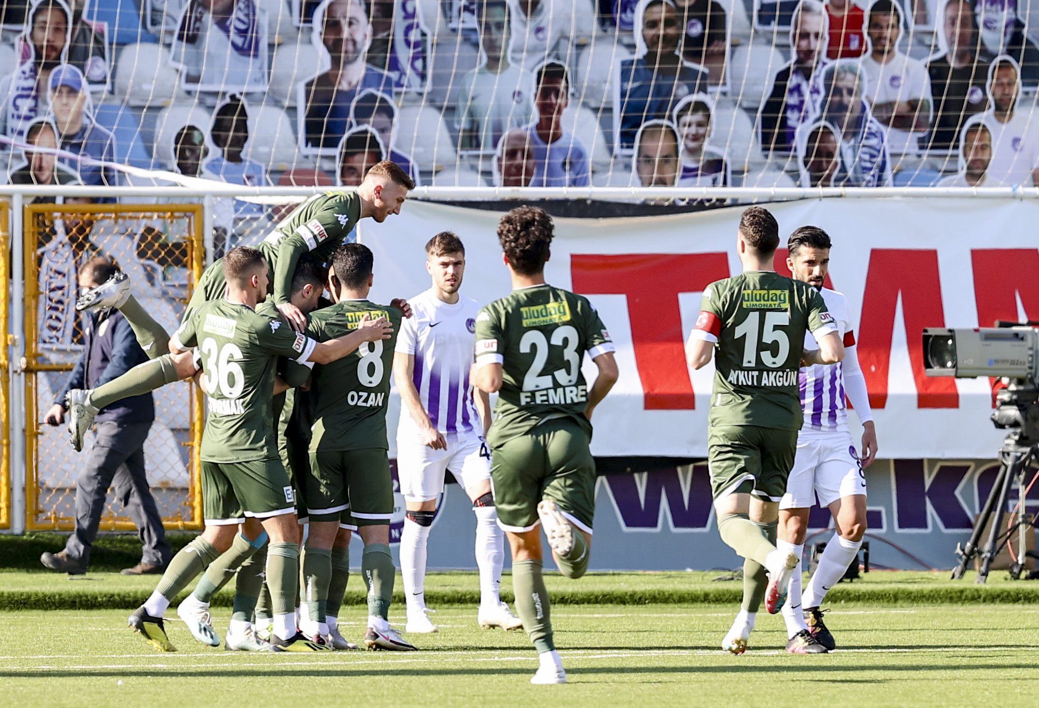 Timsah’ın yıldızından anlamlı mesaj; Biz görevimizi yaptık sıra sizde! Timsah’ın yıldızından anlamlı mesaj; Biz görevimizi yaptık sıra sizde!