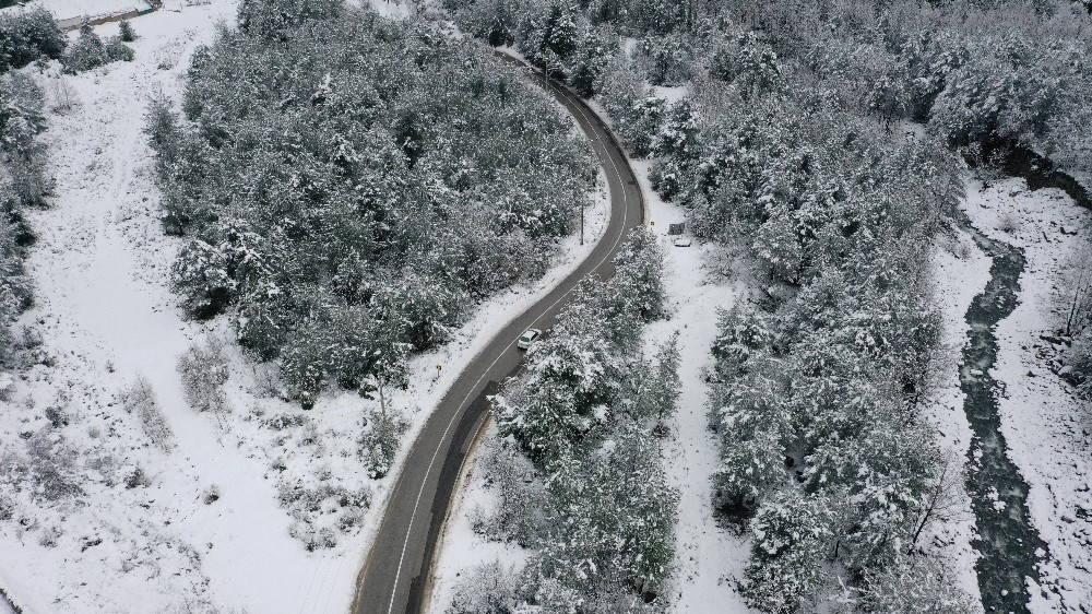 Bursa’da kar yağışı sonrası tablo gibi görüntüler