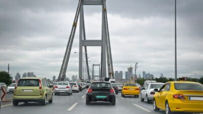 Köprü geçiş ücretlerine zam