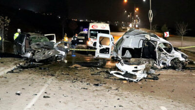 Katliam gibi kaza: 4 ölü, 2 yaralı