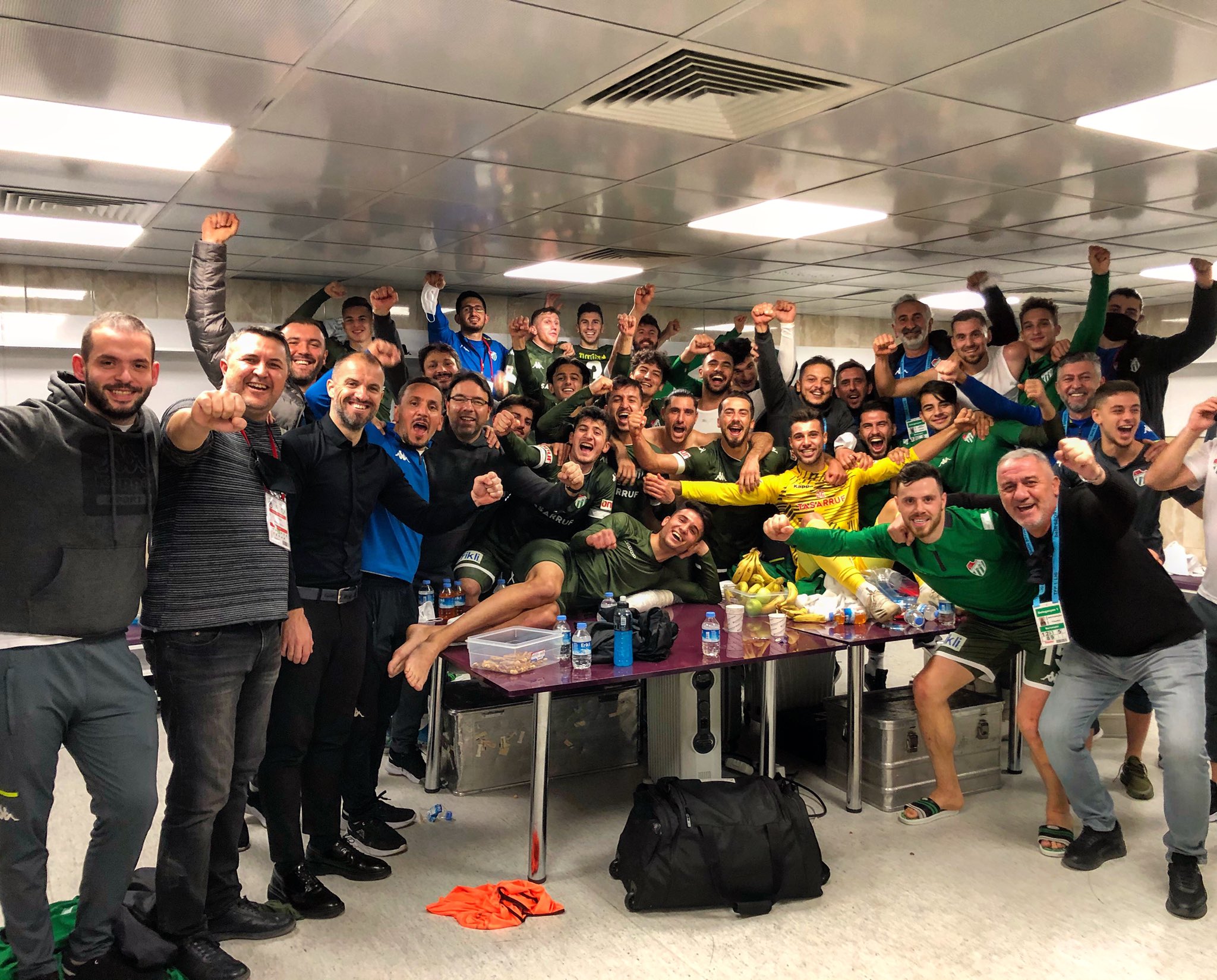 Bursaspor’dan süper galibiyet! Ankara’da altın gol… Bursaspor’dan süper galibiyet! Ankara’da altın gol…