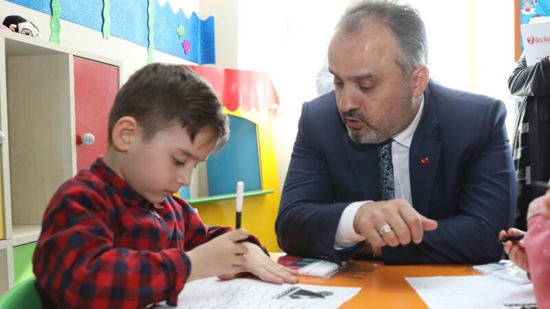 Tarihi yalı, eğitime hazırlanıyor Gemlik sahilinde harabe görüntüsüyle her an çökme tehlikesi bulunan sivil