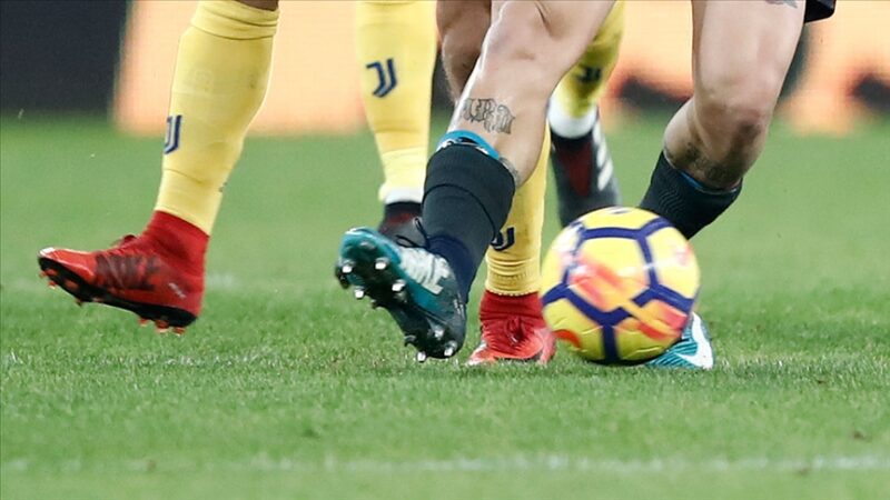 Juventus ile Napoli'nin şampiyonluk mücadelesi vereceği final maçı, yarın TSİ