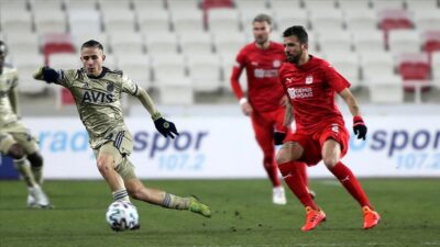 Fenerbahçe'nin Yunan futbolcusu Pelkas, 2 hafta sahalardan uzak kalacak.