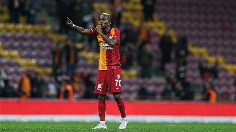 Galatasaray Kulübü, Nijeryalı futbolcu Henry Onyekuru'yu satın alma opsiyonuyla sezon