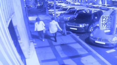 3 turisti bıçaklayan kağıt toplayıcısı yakalandı