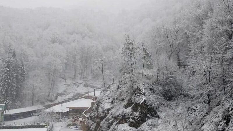 Turizm cenneti Oylat beyaz gelinliğini giydi Turizm cenneti Oylat beyaz gelinliğini giydi