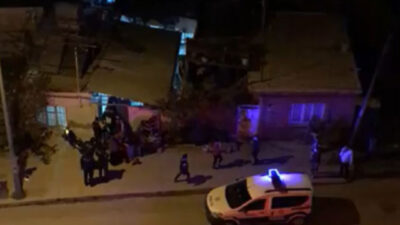 50 metrekare avluda 100 kişilik düğün törenine polis baskını