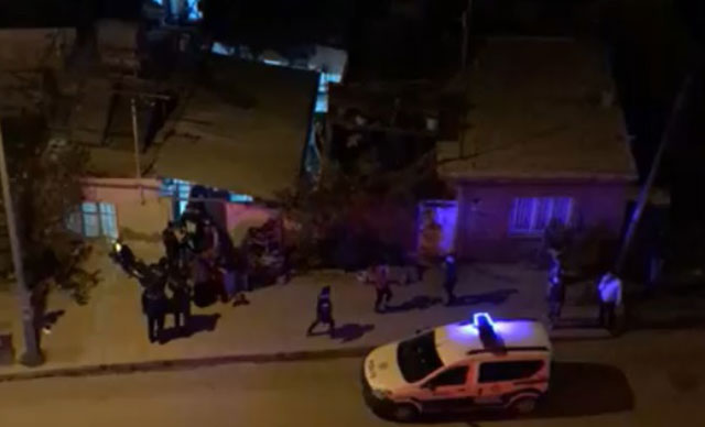 50 metrekare avluda 100 kişilik düğün törenine polis baskını