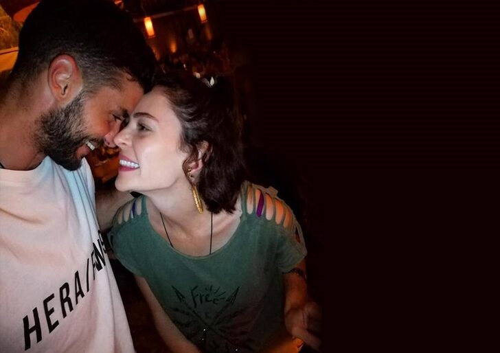 Berk Oktay’dan Yıldız Çağrı Atiksoy’a evlilik teklifi Berk Oktay’dan Yıldız Çağrı Atiksoy’a evlilik teklifi