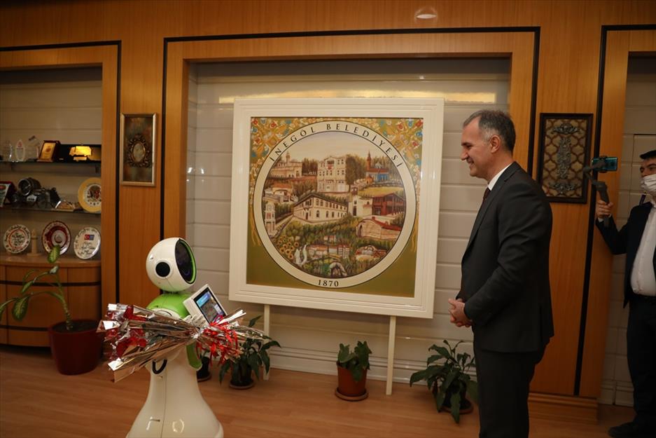 Akıllı Robot Ada İnegöl’de Akıllı Robot Ada İnegöl’de