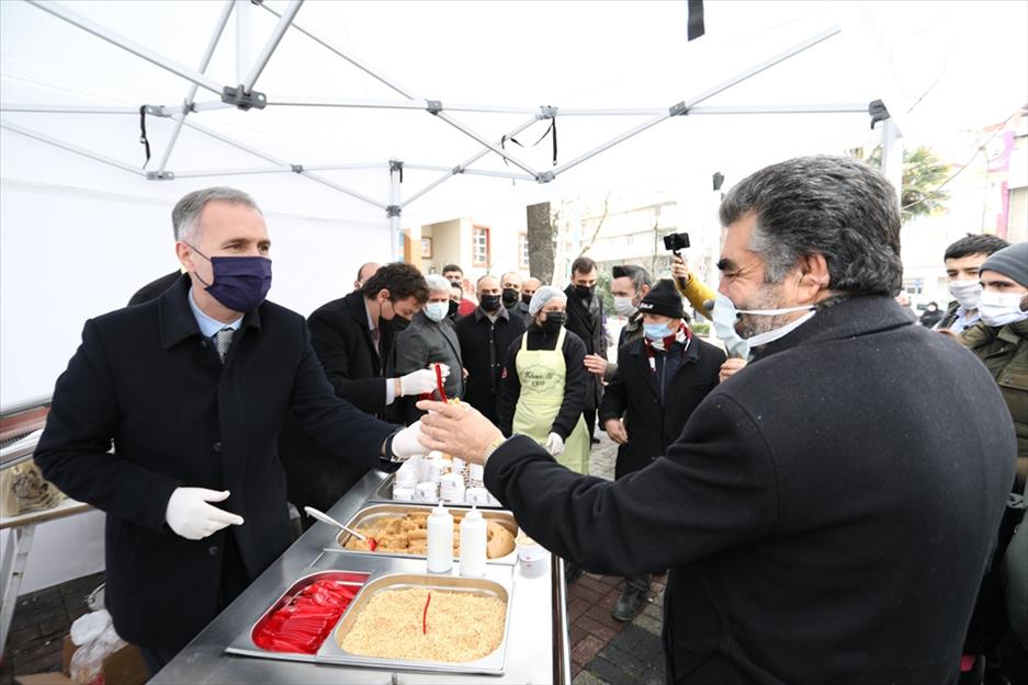 Regaip Kandili helva ikramlarıyla tatlandı