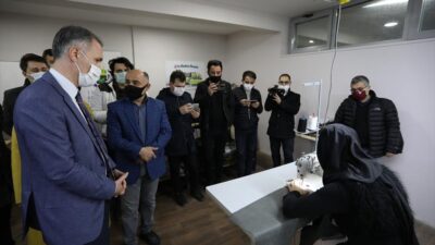 Koltuk dikiş elemanı kursunda eğitim başladı