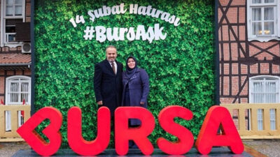 Sevgililer Günü akımına Başkan Aktaş da uydu