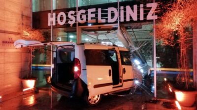 ‘Dur’ ihtarına uymadı, belediye binasına daldı