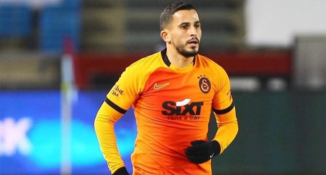 Galatasaray'da sağ bek Omar Elabdellaoui'nin lisansı çıkarılmadı.