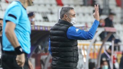 Fraport TAV Antalyaspor Teknik Direktörü Ersun Yanal, "Hepimiz, insanüstü bir